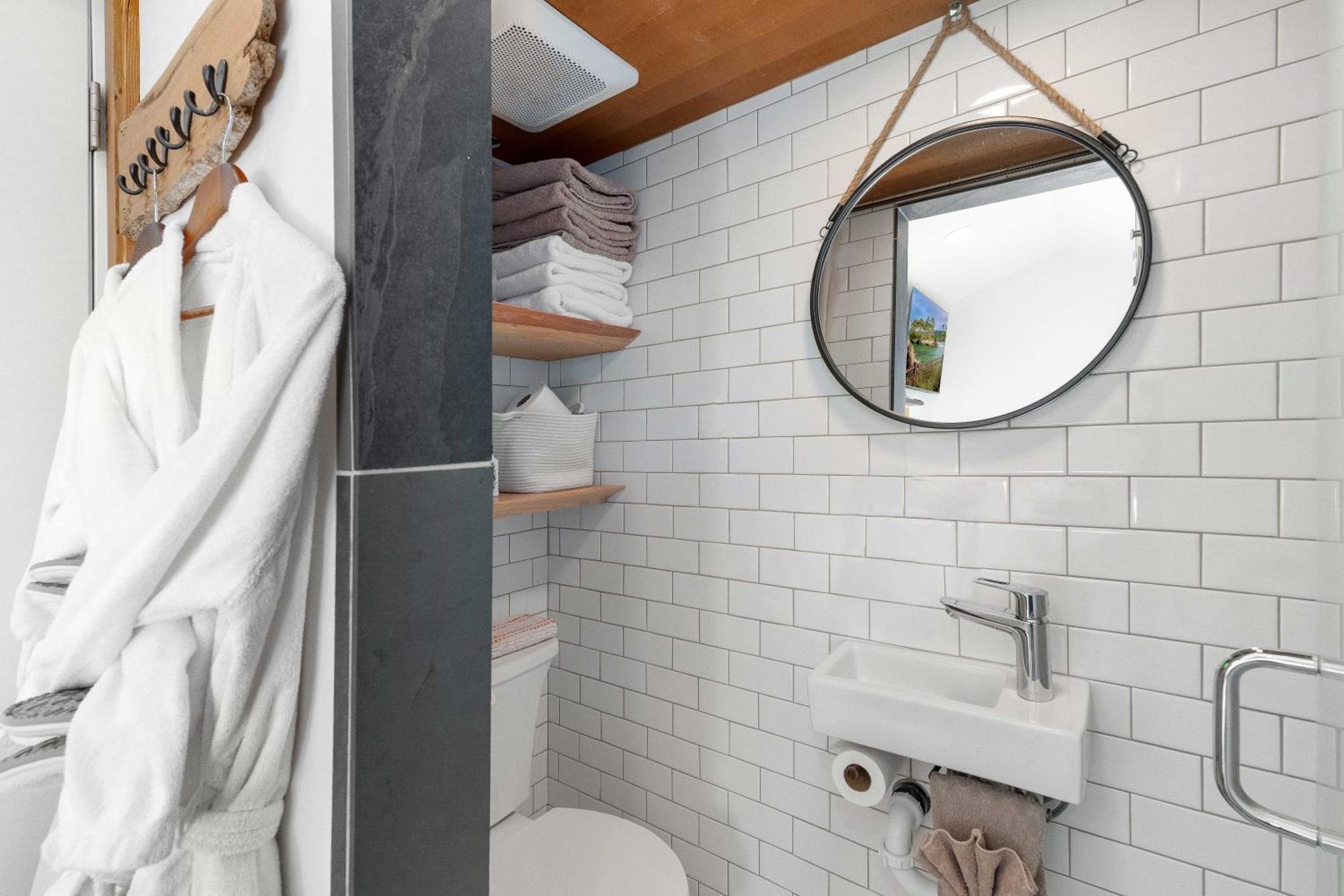 Blue Moon Tiny House, Sauna,Ht Port Angeles Luaran gambar